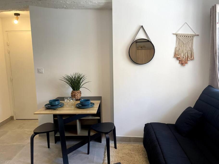 Petit Cocon Douillet Climatise Pour 2 Pers Apartment La Crau Exterior photo